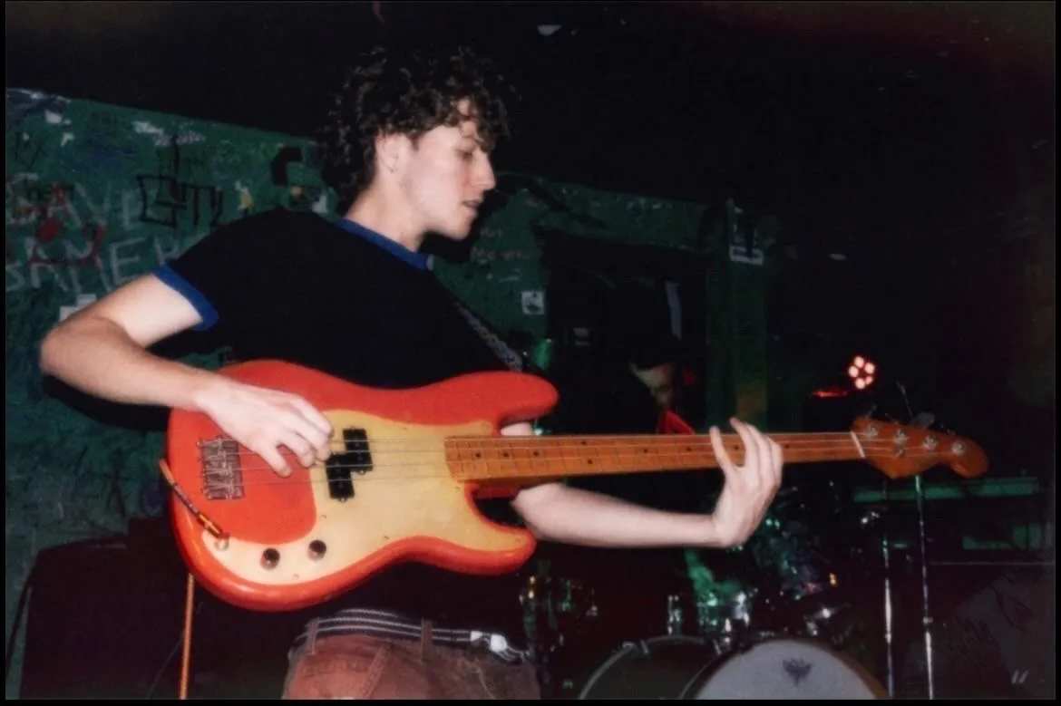 Harry Van der Meer playing bass live